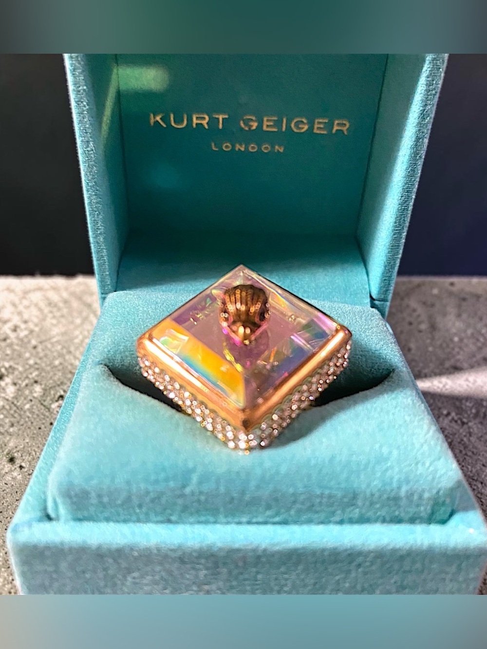 Kurt Geiger teal and gold ring with rhinestones size 8 - Picture 5 of 9